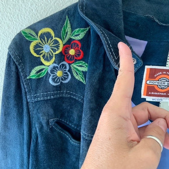 RARE VINTAGE LEATHER! Pioneer Wear Vintage Suede Jacket Embroidered Size LG - Picture 9 of 16